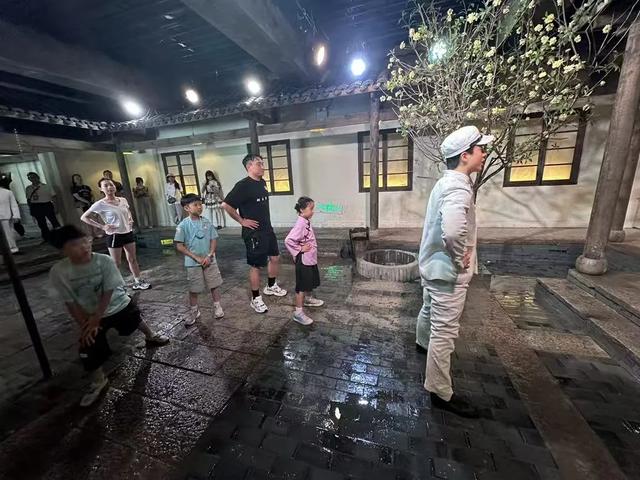 粤港澳媒体长沙行:沉浸式感受“快乐长沙”悠长文脉与火热烟火气