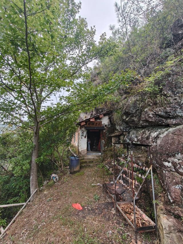 再访仙居县卡岩仙师庙，原来张三郎并不孤单，梁祝故事现台州