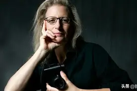 一张照片70万，圈内顶流心甘情愿为她脱下衣服？图片