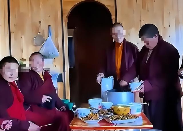 揭秘尼姑庵的黑暗面：尼姑平均年龄不到25，香客人来人往究竟为何