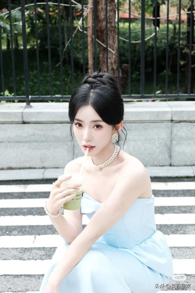“短剧一姐”换人了，郭宇欣跌下王座，99年女黑马强势登顶榜首