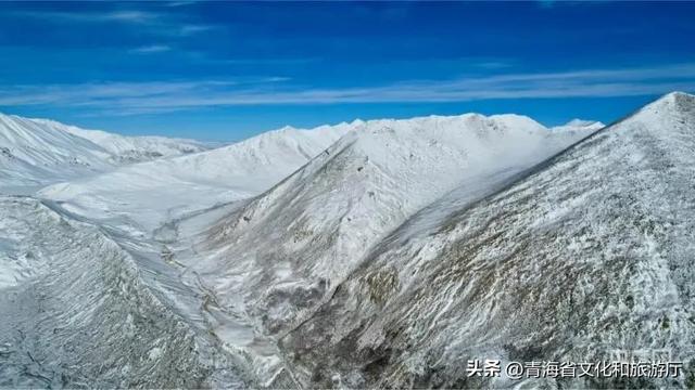 果洛秋境：雪山、湖泊与彩林交织的高原限定风光