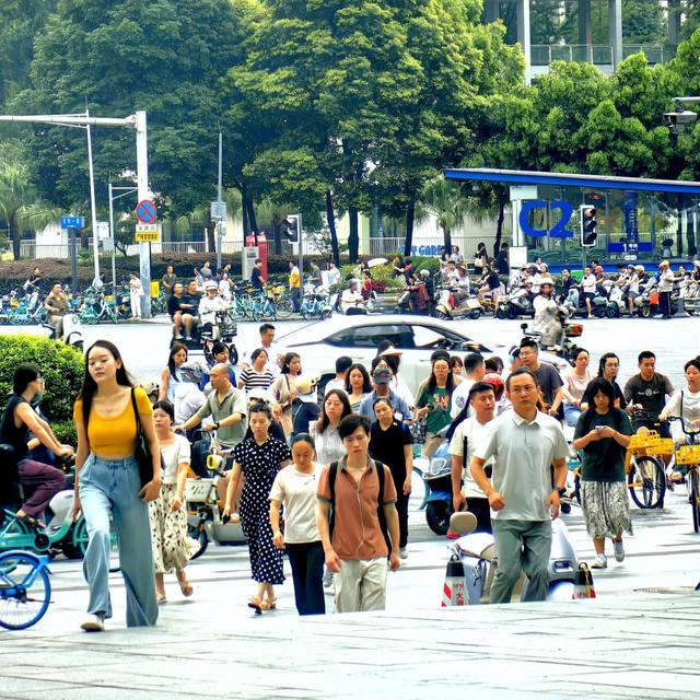 我在成都，三天三夜没想通：这座城市到底安逸在哪里？