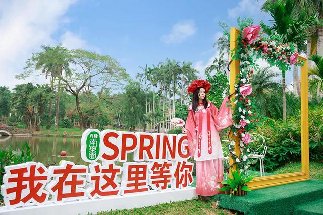线下打卡赢好礼、精彩活动抢先看！万宁“双节”玩乐宝典→