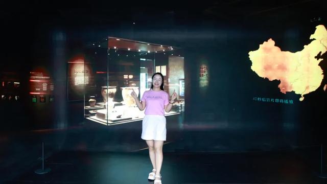 好洋盘！裸眼3D新津美景亮相东郊记忆→