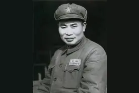 杨罗耿兵团，政委是大将，司令员为何只是上将？参谋长也后来居上图片