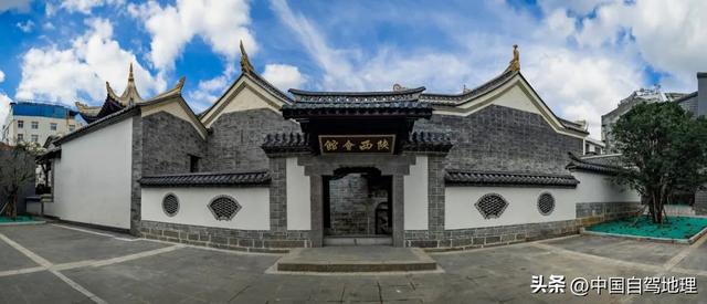 8月出发正好！这条不挑车型的清凉秘境线，引起极度舒适！