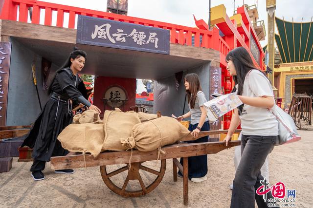 五一古滇江湖行：在七彩云南欢乐世界邂逅武侠浪漫