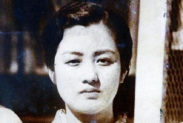 日本女兵回忆：在焚烧军官尸体的火堆旁，队长对女兵做下禽兽之举