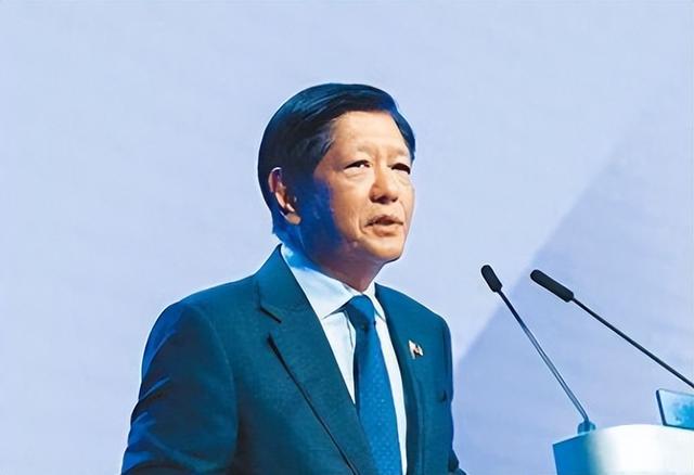 东盟9国态度明确，王毅外长现场发出6连问，句句戳中要害，美菲都不敢正面回应