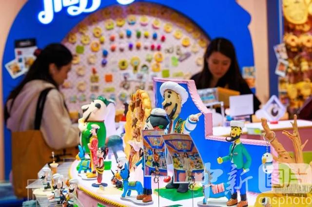 【央媒看天山】新疆乌鲁木齐:乐游大巴扎