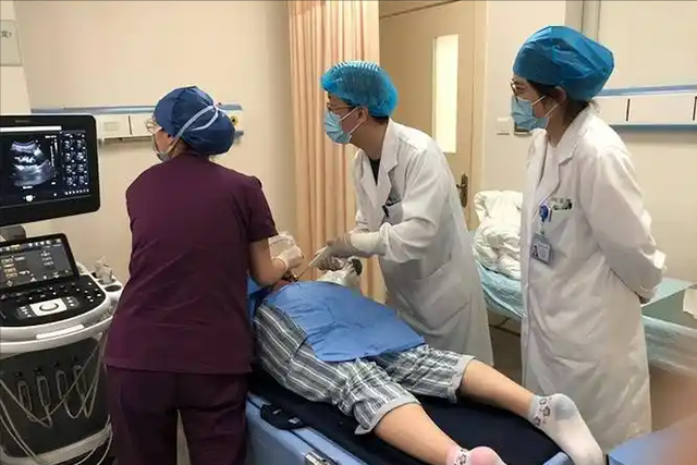 61岁男子尿毒症抢救无效？提醒：冰箱冷冻的这4物要少吃！别贪嘴