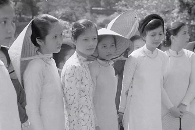 战后越南是如何恢复人口的？当地女性忍痛讲述，这个方法太狠了