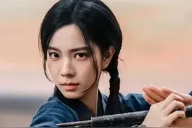 同样演黄蓉，把庄达菲、李一桐、翁美玲等7人对比，伤害太大了图片