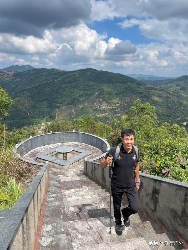 永定奥杳梯田穿越九十九岽徒步