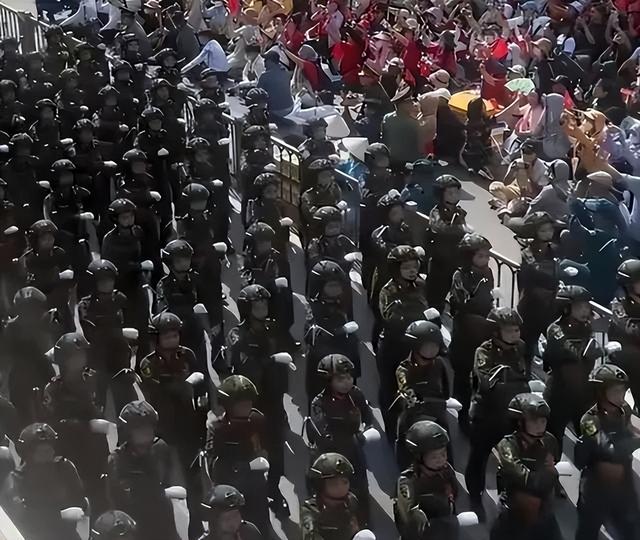 越南又和中国杠上了？中国前脚定下9月3阅兵，越南后脚就定9月2！