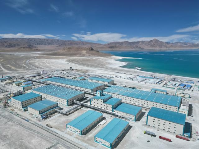 距中印边境仅15公里！4000亿硬啃新藏铁路，为何我们非修不可？