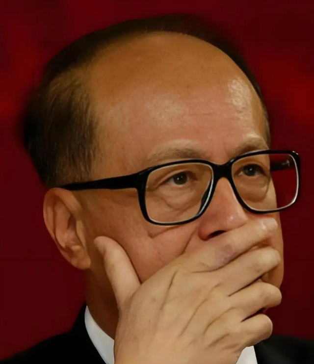 真没想到，香港的一场大火，竟让人看清了李嘉诚的“真面目”