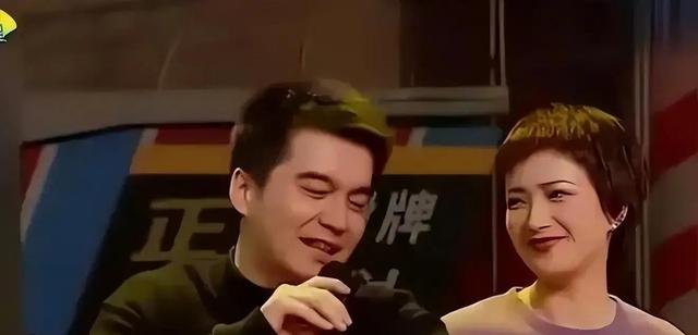 何晴追悼会上儿子哽咽发言，廖京生等明星送别	，刘威许亚军缺席