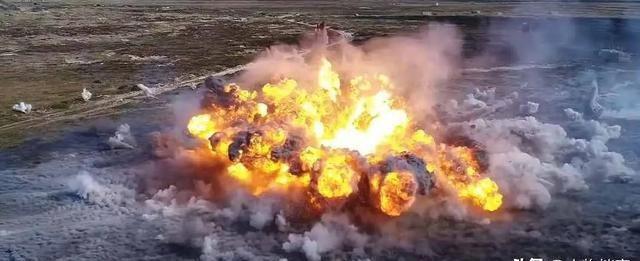 突发！乌军轰炸俄罗斯大坝引发洪水！普京宣布世界独一无二导弹