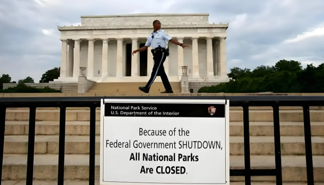 美国政府停摆超40天，现在的危险状况	，已经脱离了特朗普的掌控