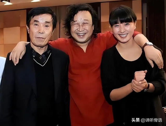 有反转？闫学晶再迎接噩耗，恩师也被牵连	，儿子首发声为娘抱不平