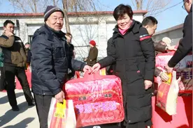 全国人大代表张淑芬：让农村老人老有所养老有所依；倪海琼代表：用超低能耗建筑技术改造老旧小区图片