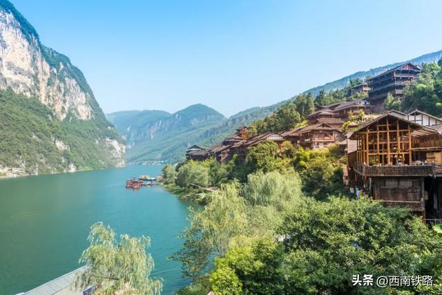 预测要火！高铁直达古镇，这样穿搭更出片