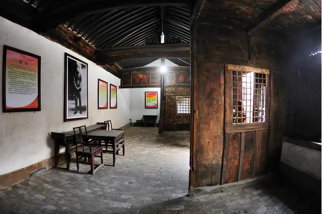 五一走进两当，追寻红色记忆