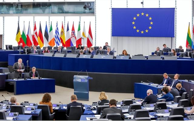 特朗普深夜表露野心	，断定欧洲不敢对抗到底，格陵兰岛结局已定？