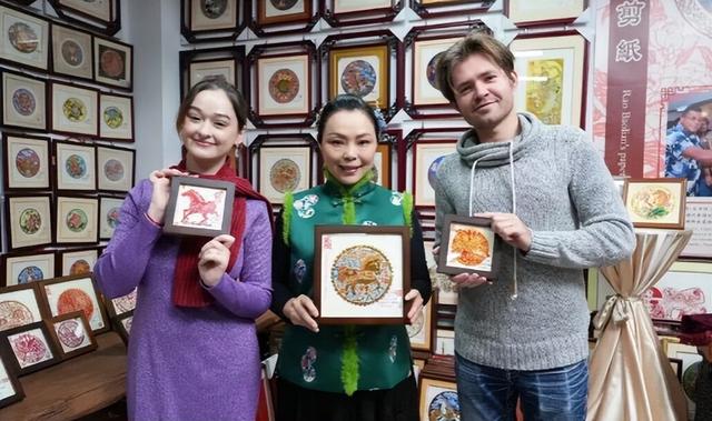 美媒惊叹：中国春节正在席卷全球！世界为什么突然爱上中国年？