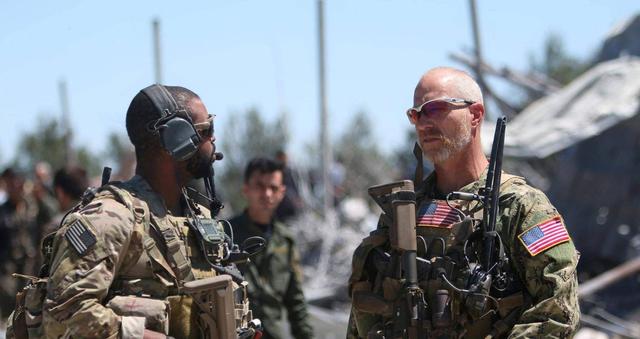 2000公里距离难住美军，“福特”号补漏洞，对委打击能力再升级？