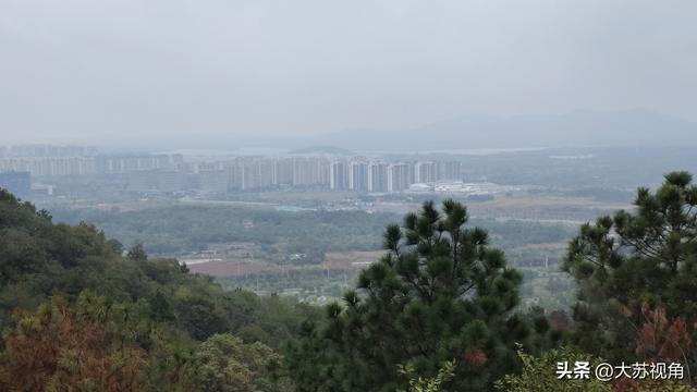 我在无想山天池，踩在云里看湖！这才是南京秋天的正确打开方式