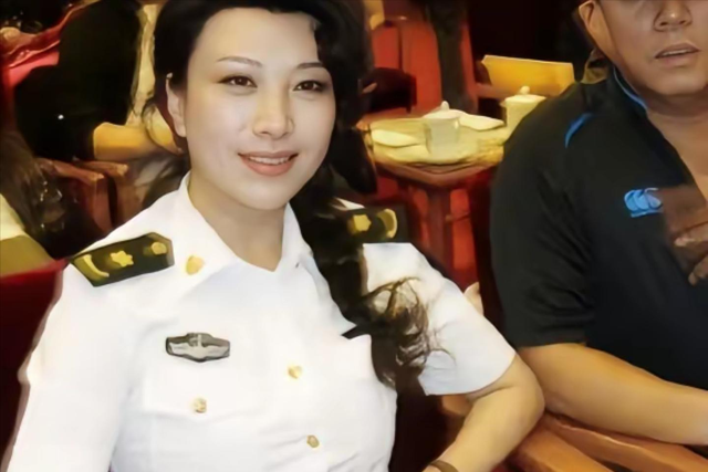 权色交易、陪睡上位，她压根不沾边，简直是娱圈的一股“清流”