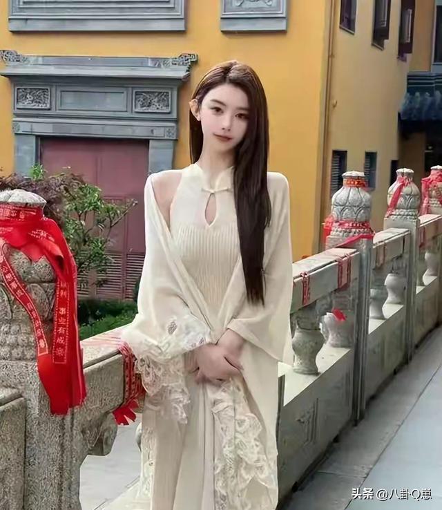 世上渣女千千万，最怕赵丽颖这种！离婚4年，发现冯绍峰是赢家
