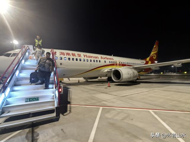 2025环南疆沙漠铁路背包自由行日记(1)——从乌鲁木齐到若羌