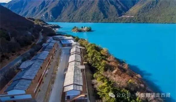 林芝巴松措，风景秀丽风光迷人