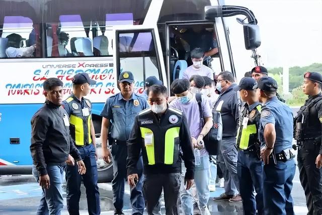 马科斯夫人邀中方进餐，不到72小时通告全球：中菲联手干了件大事