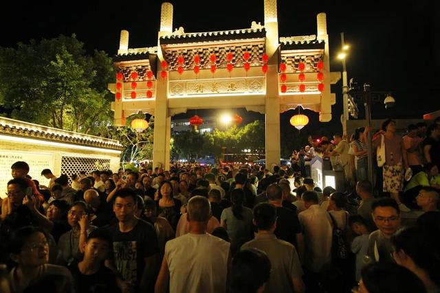 太突然！江阴这里一夜爆火，涌入大批人……
