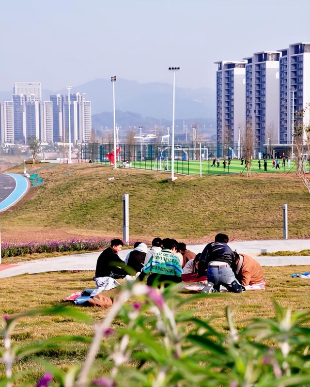 打卡天府体育公园！