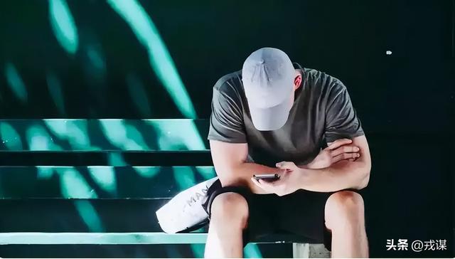 美国人的“断网自由”竟要付费！100美元换404号码，逃离算法PUA