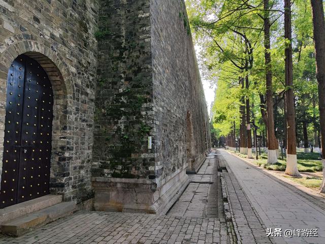 南京明故宫，北京城的设计蓝本，如今只剩下一座午门的墩台