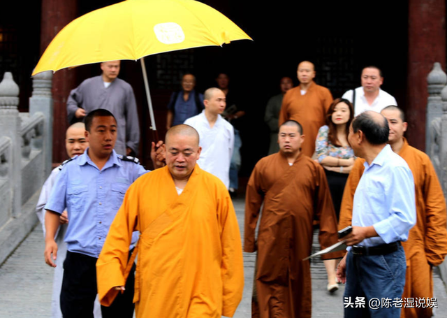 把退路都堵死了，再多的名和利，都救不了“贪财好色”的释永信