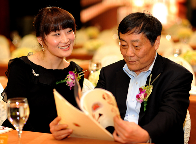 宗馥莉重回娃哈哈后，才知道：宗庆后为女儿顺利继承，多用心良苦
