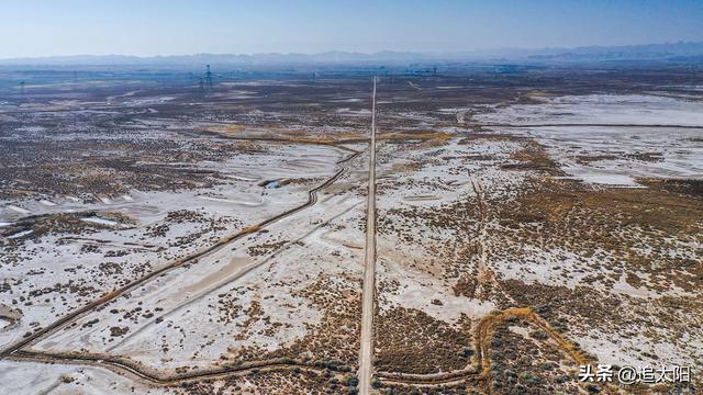 “大雪”时节的景泰盐沼湿地
