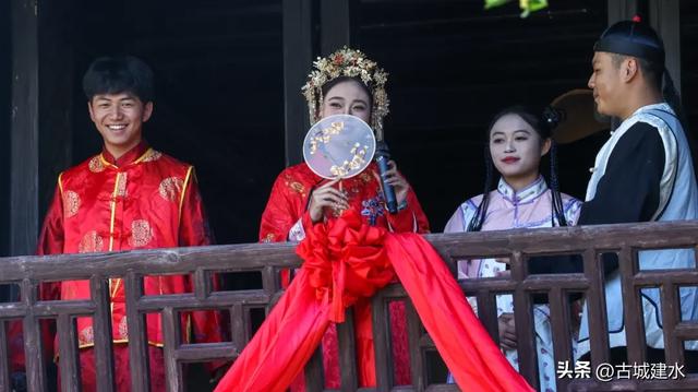 解锁古村新玩法！建水团山“NPC”带你沉浸式“穿越”