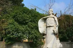 王勃《滕王阁序》详细逐句注释(附苏轼书法全文)图片