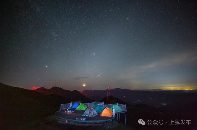 周末,来上犹露营吧,让我们一起沉浸在大自然的怀抱里……