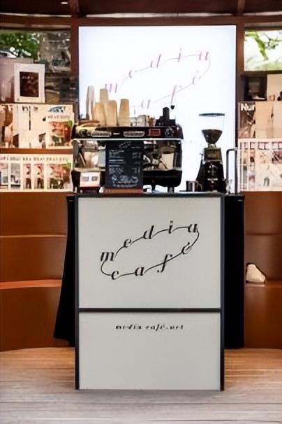 前滩太古里“Let’s Cherish Well璀璨好生活”