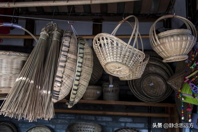 我河南人，退休跟着儿子到了乐山生活一年了，我羡慕这的生活了